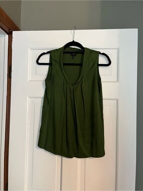 Talbots Green Pleated Sleeveless Shell sz4